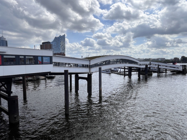 Überseebrücke Hamburg